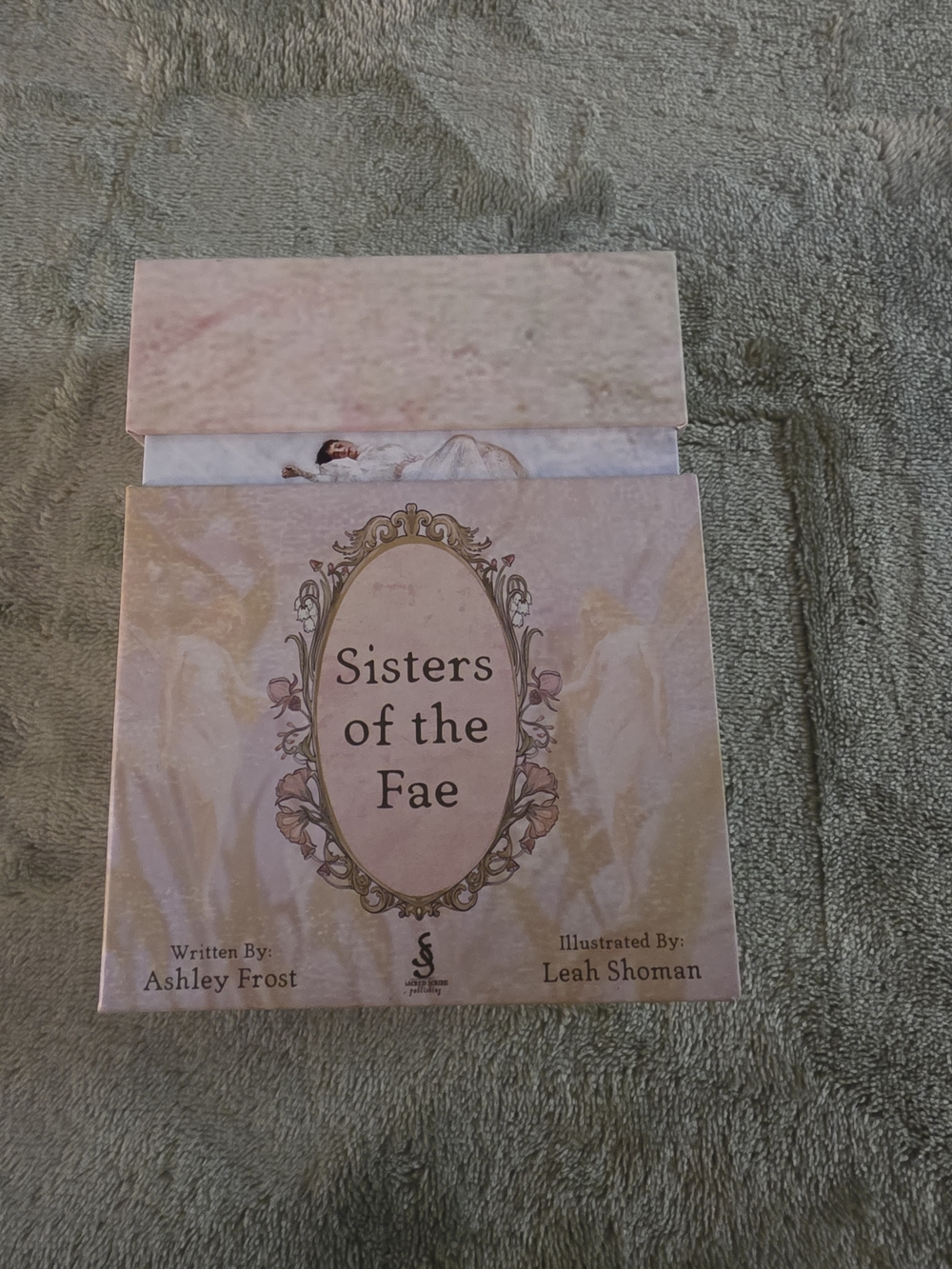 Sisters of the Fae Illustrated 33 Card With Guideboom Book